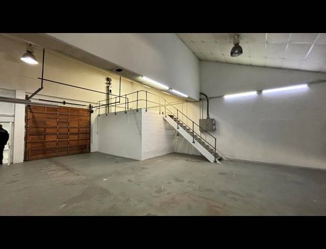 INDUSTRIAL PROPERTY TO RENT IN PAARDEN EILAND